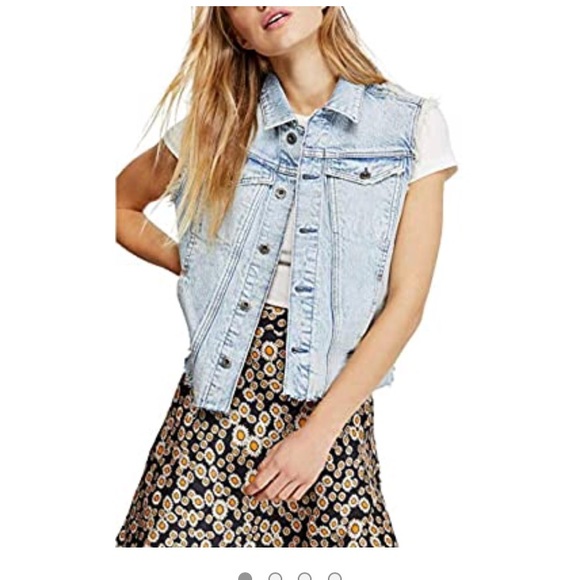 New, free people distressed denim vest❤️ - Picture 2 of 8